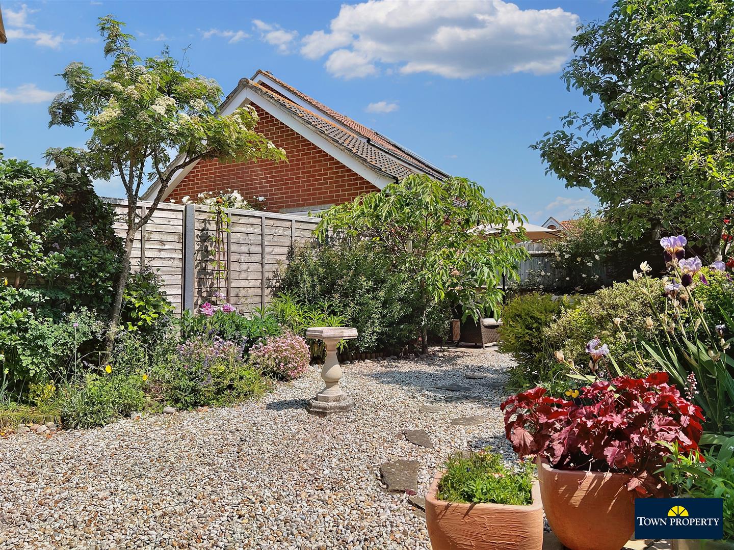 Property Details for Pitcairn Avenue Eastbourne BN23 5BB Town